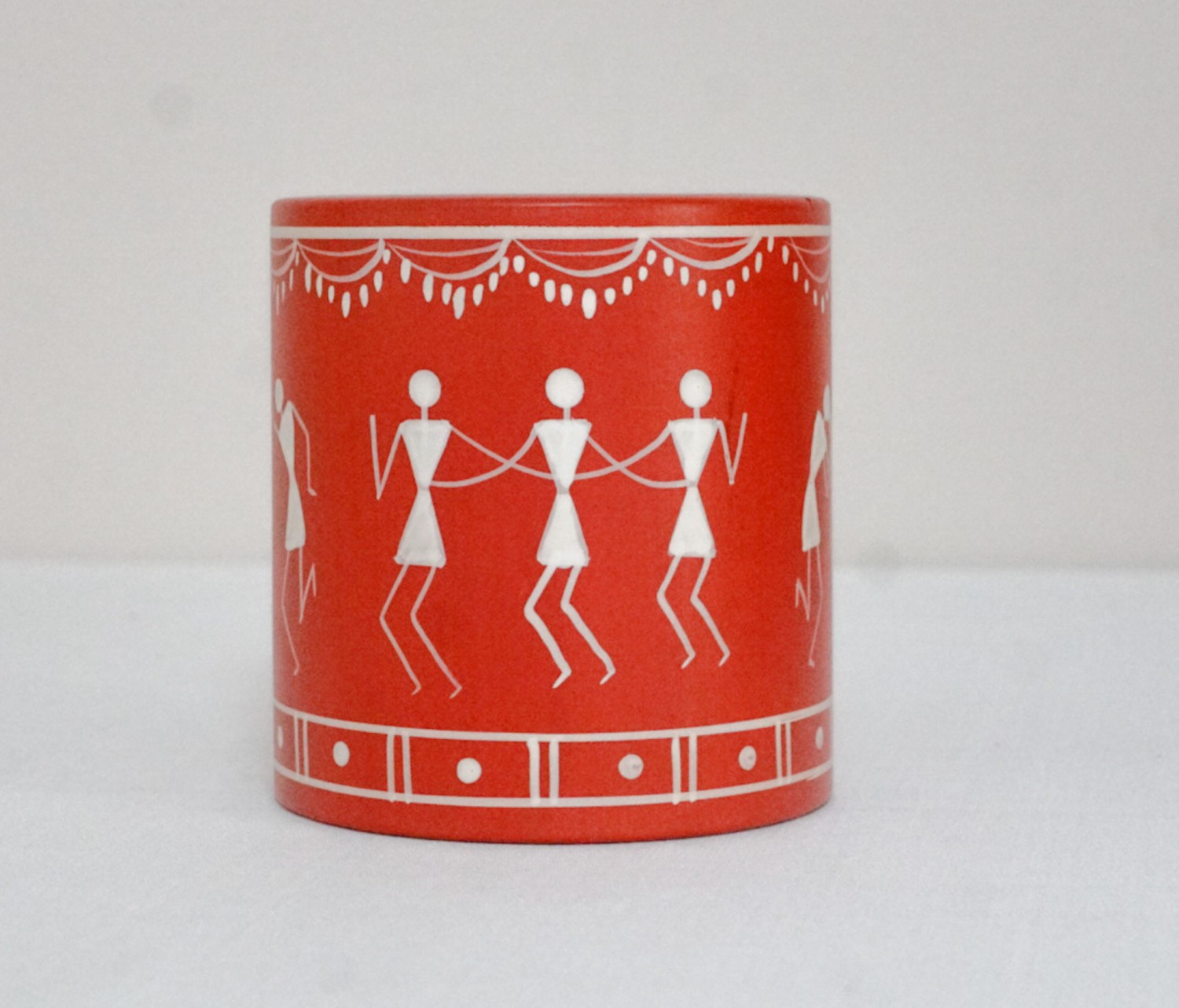 Channapatna Wooden Art Work Jar (L=9CM,W=9CM)